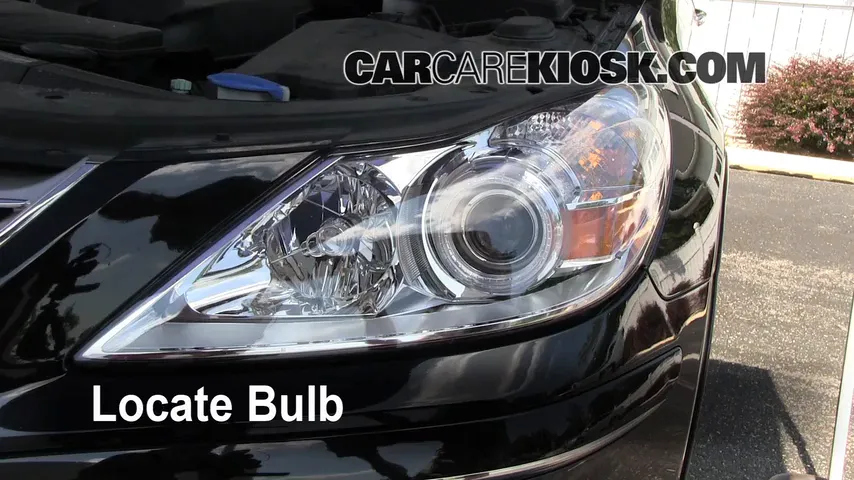 2009 Hyundai Genesis 4.6 4.6L V8 Lights Turn Signal - Front (replace bulb)